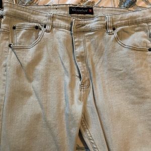 Men’s light grey slim fit jeans